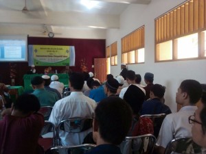 FOTO BEDAH MAJALAH SYAMIL Revisi