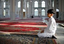 Agar Anak Tak Durhaka Kepada Orang Tua Agar Anak Tak Durhaka Kepada Orang Tua