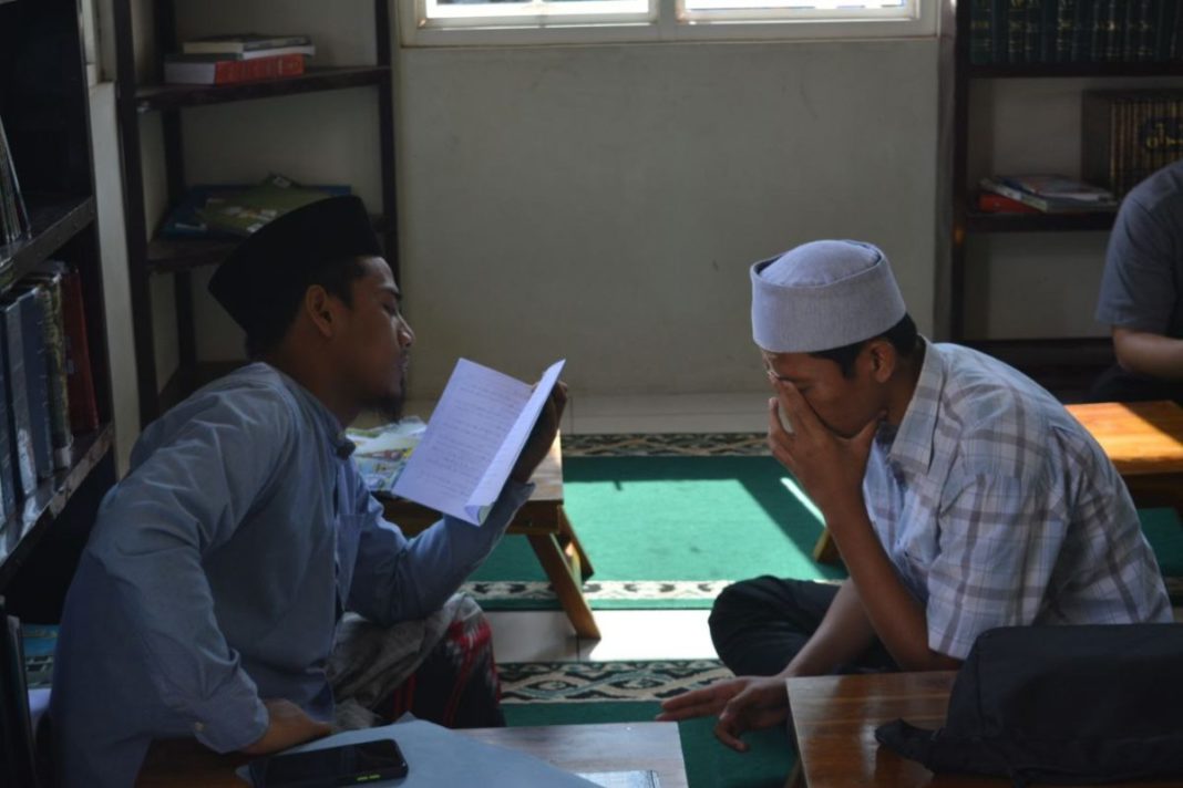 Setoran Hafalan Matan al-Ushul ats-Tsalatsah
