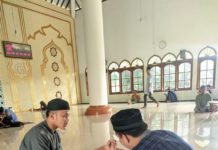 Santri Kelas Dua STI Setoran Hafalan Matan Santri Darusy Syahadah Setoran Hafalan Matan