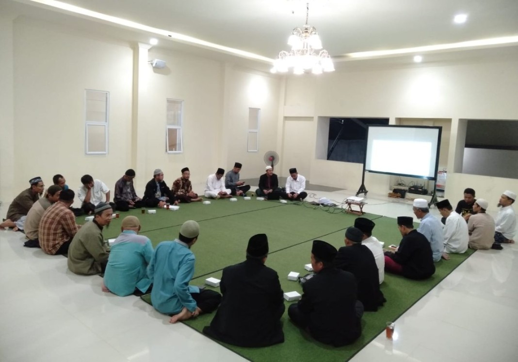 Pertemuan Komite Ma'had Dalam Rangka Pengarahan Tupoksi KMDS