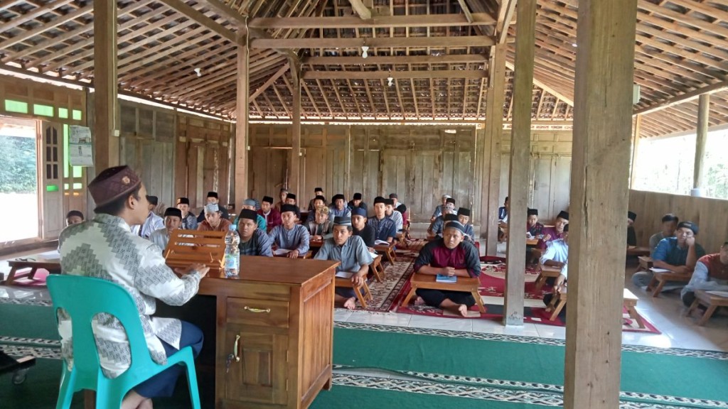 Masa Orientasi Santri (MOS) Darusy Syahadah Diikuti Oleh Santri Putra dan Putri