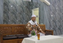 Santriwati Mengikuti Kajian Bersama Ustadz Zulkifli Muhammad Ali, Lc., M.A. Santriwati Mengikuti Kajian Bersama Ustadz Zulkifli Muhammad Ali, Lc., M.A.