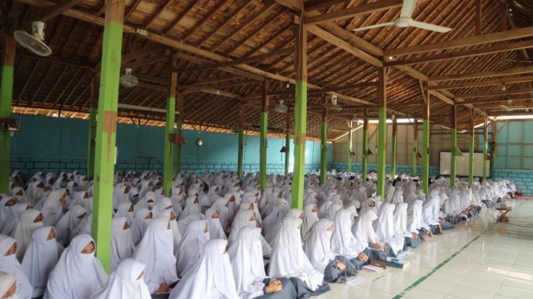 Darusy Syahadah Putri Adakan Ihtifal Jama'i Bersama Asatidzah