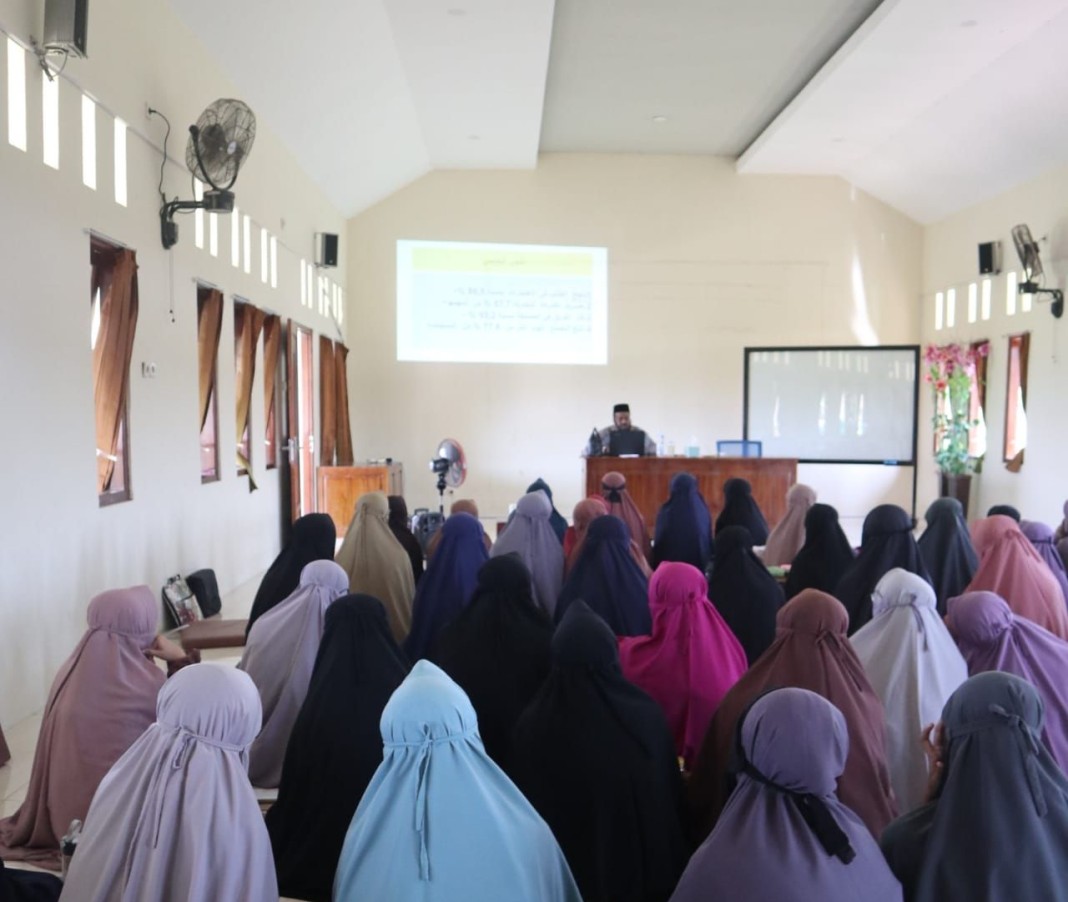 Santriwati M'had Aly Ta'hil Ikuti Program Yaumul Lughah Al-Arabiyyah