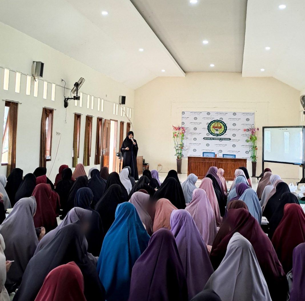 Tasyji’ Al-Lughah Al-Arabiyyah Bersama Ustadzah Soraya Khairunnisa Halim