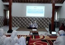 Sparring Partner English Club Bersama Ponpes Assalaam Sparring Partner English Club Bersama Ponpes Assalaam