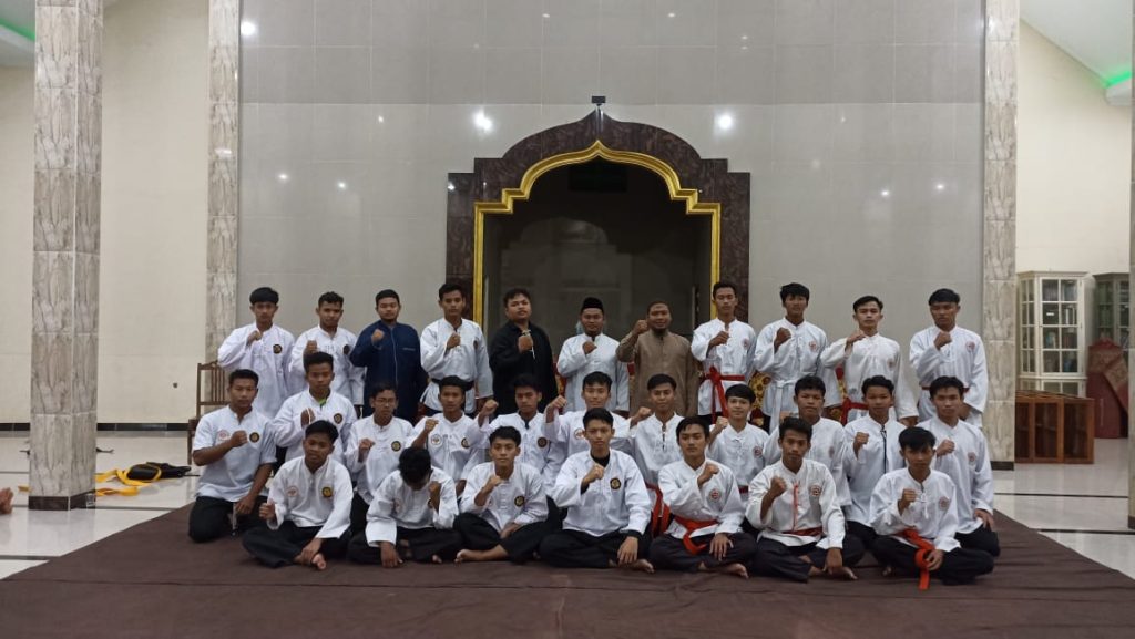Pertandingan Persahabatan dengan Ponpes Al-Fadhilah