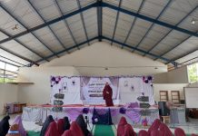 Santriwati Kelas Akhir Ikuti Kompetisi Pidato Bahasa Arab dan Inggris Santriwati Kelas Akhir Ikuti Kompetisi Pidato Bahasa Arab dan Inggris