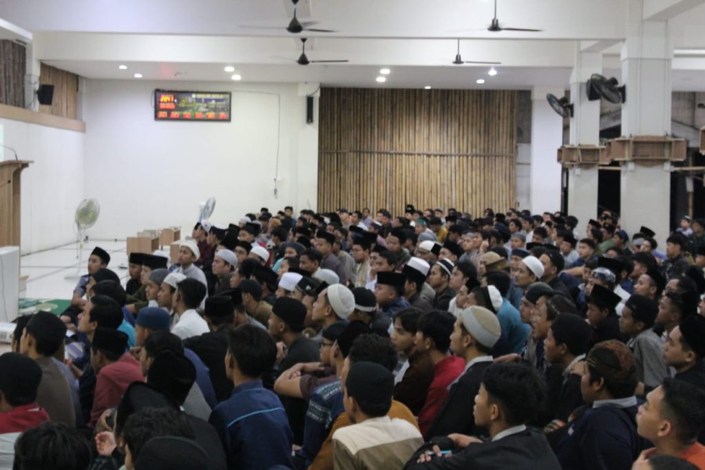 Menapaki Tilas Perjalanan Nabi dan Rasul Bersama Ustadz Abu Fatiah