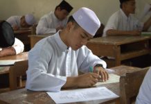 Santri dan Santriwati Ikuti Evaluasi Belajar Tahap Akhir 2022/2023 Santri dan Santriwati Ikuti Evaluasi Belajar Tahap Akhir 2022/2023