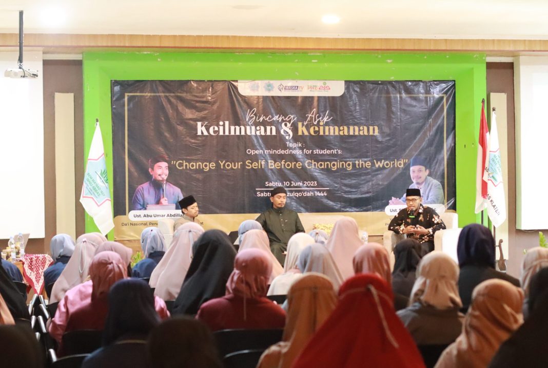 Mahasantri Hadiri Seminar Kepemudaan di MA Ibnu Abbas