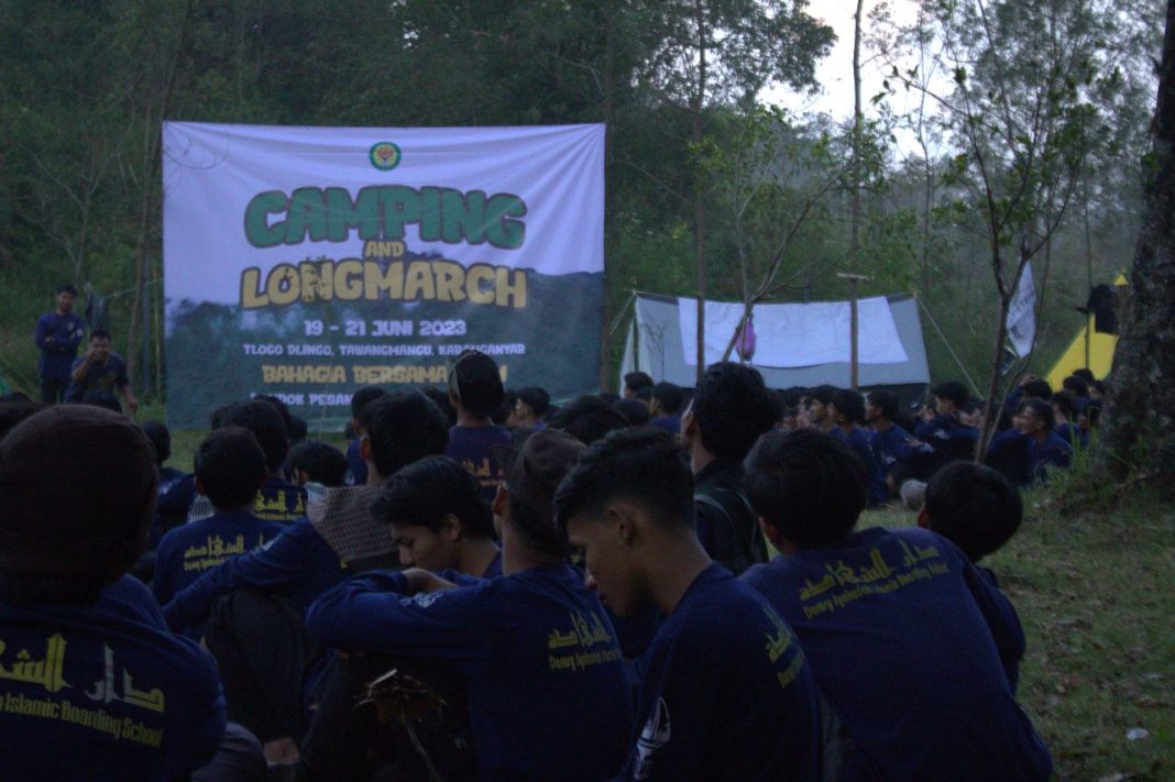 “Bahagia Bersama Alam” Santri Darusy Syahadah