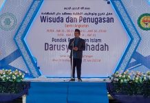 Wisuda Dan Penugasan Santri: Mendidik Generasi Alim Muttaqi Wisuda Dan Penugasan Santri: Mendidik Generasi Alim Muttaqi