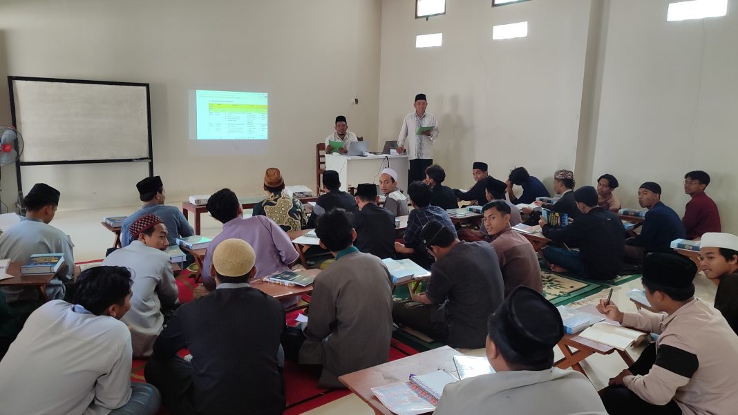 Santri Unit STD Darusy Syahadah Ikuti Dauroh Pengelolaan TPQ
