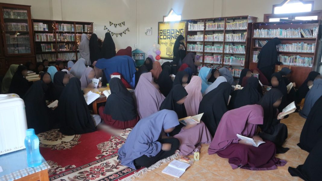 Darusy Syahadah Putri Gelar Acara 