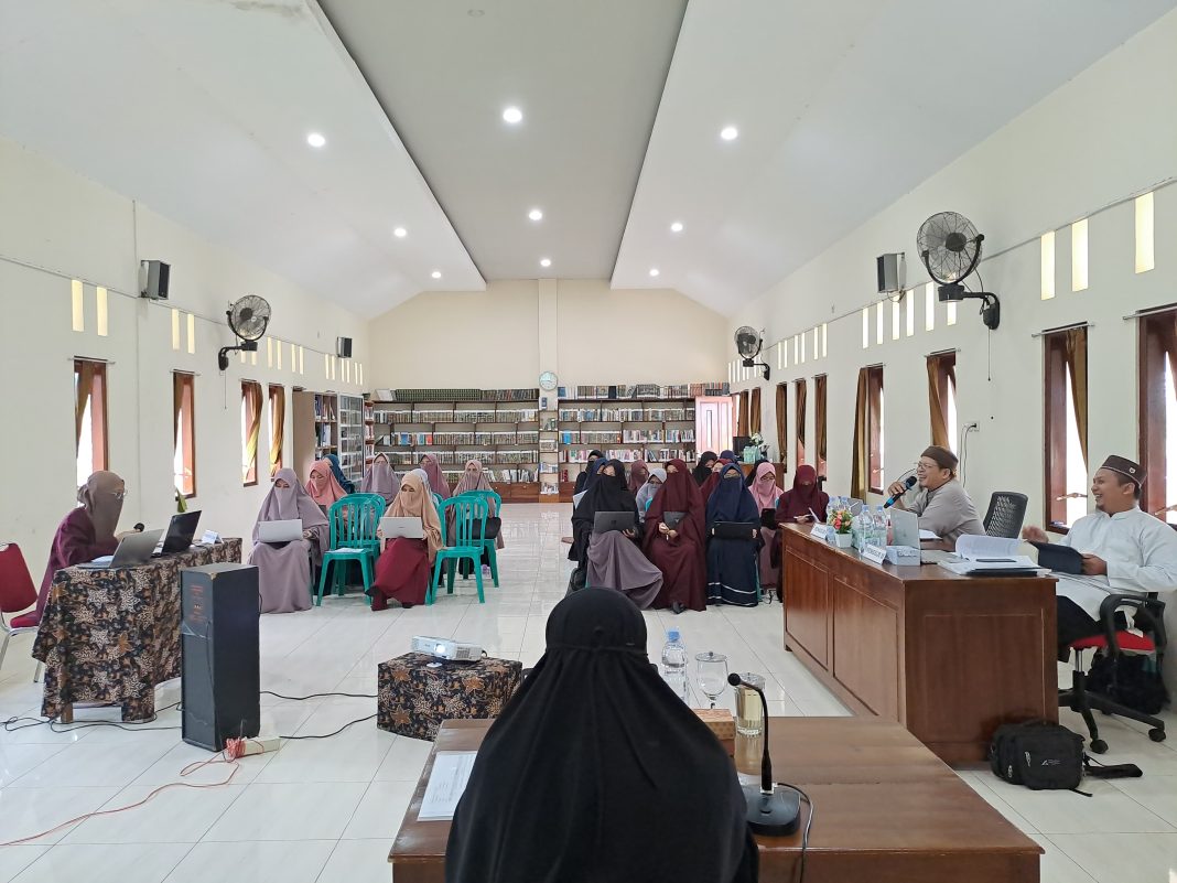 Seminar Proposal Mahasantri Semester V Prodi Ta’hil Al-Mudarrisat
