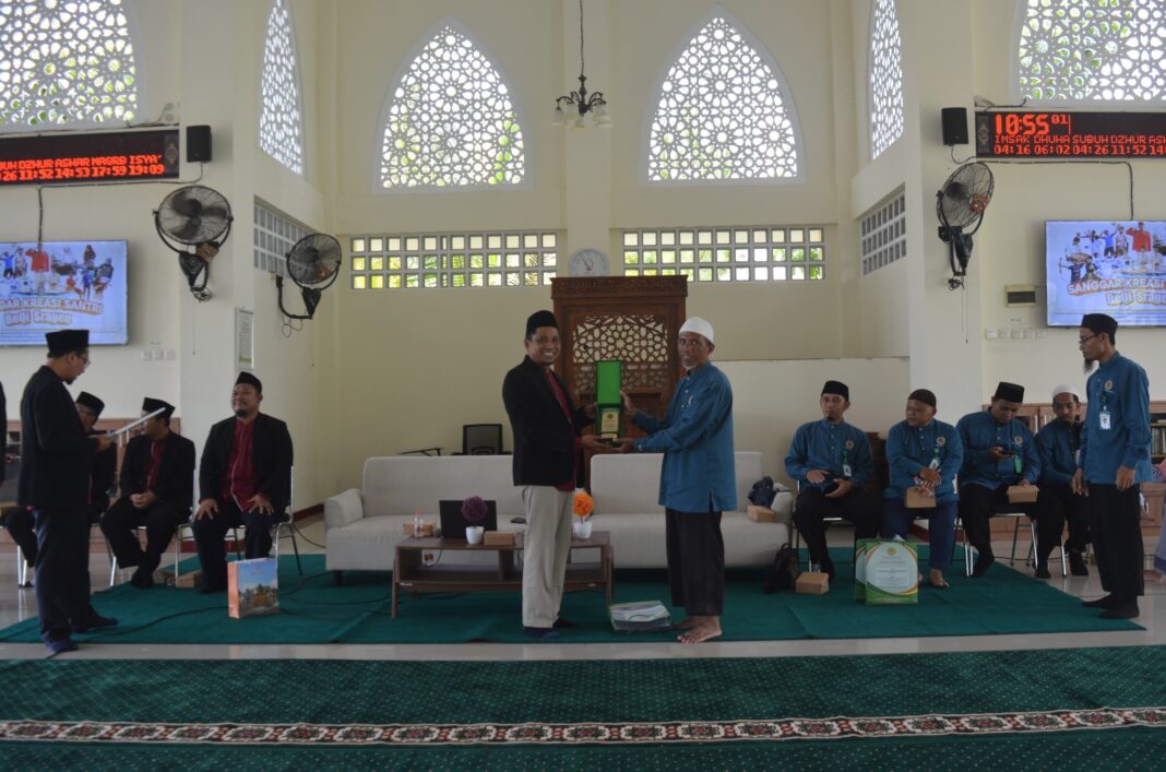 Program PPNI: Santriwati DS Kunjungi Ponpes Baitul Qur'an