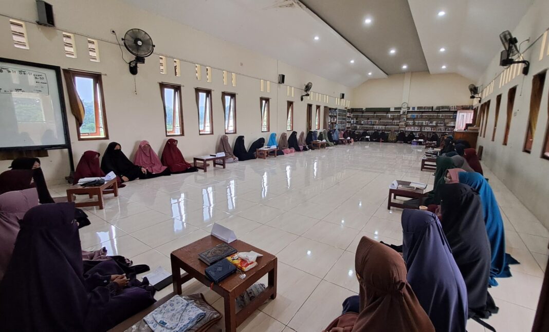 Tasmi’ Akbar: Kegiatan Tahunan Ma’had Aly Darusy Syahadah Putri