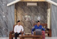 Bedah Buku “Mendobrak Keterbatasan” Bersama Ustadz Amru Bedah Buku "Mendobrak Keterbatasan" Bersama Ustadz Amru
