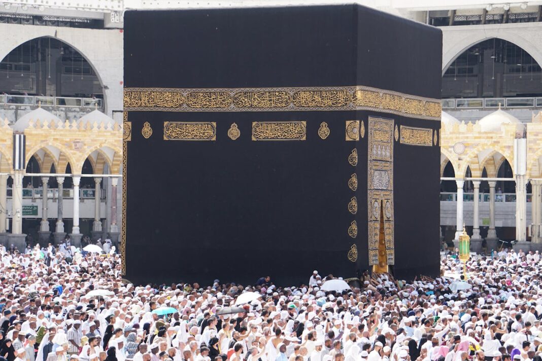 Khutbah Jumat: Hari Arafah dan Keutamaannya