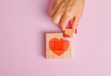 Ketika Cinta Saling Menguatkan: Kisah Inspiratif di Balik Musibah