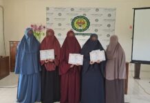 Pembagian KHS dan Penghargaan Mahasantri Berprestasi Ma’had Aly Darusy Syahadah Putri Tahun Ajaran 2024-2025