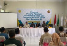 Evaluasi Peserta Pelatihan Peternakan di Ponpes Darusy Syahadah