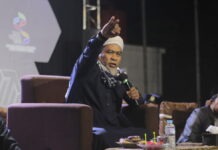 Tabligh Akbar Bersama Abuya Zulkifli Muhammad Ali: Menjaga Ilmu dan Membela Agama Allah