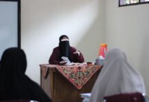 Microteaching Mahasantri Semester VI sebagai Bekal Pelaksanaan PPL